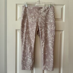 Lululemon WunderUnder Cropped Legging - Palm Print - Size 12
